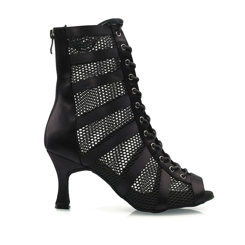 Katarina med 7,5 cm hel