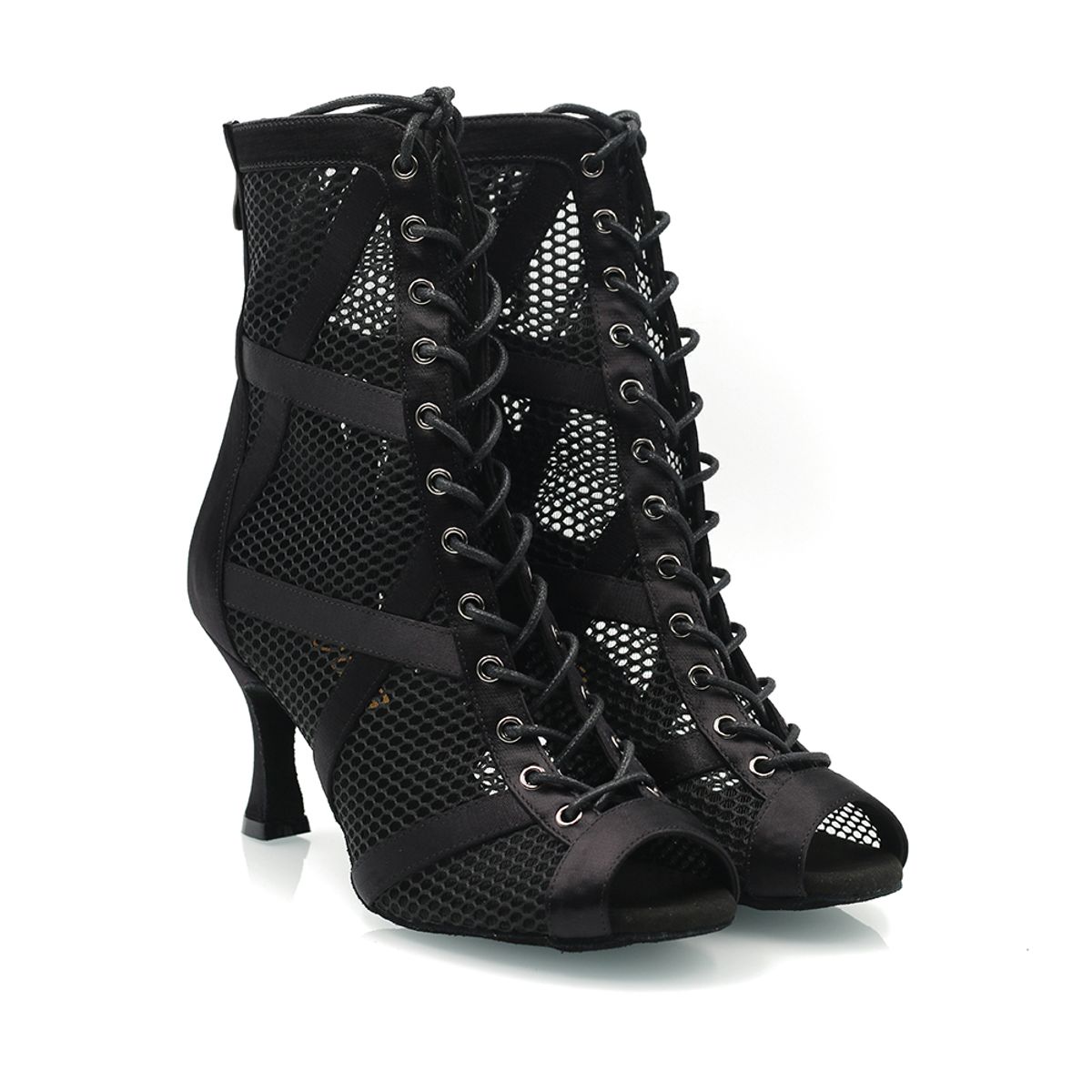 Nina  med 7,5 cm hel